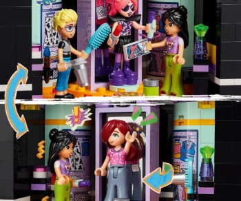 Детски комплект за игра LEGO® Friends 42619 – Бус за турне на поп звезди