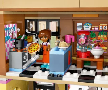 Детски комплект за игра LEGO® Friends 42655 – Ресторант и кулинарно училище