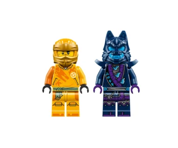 Детски комплект за игра LEGO® NINJAGO® 71804 – Битка с робота на Арин