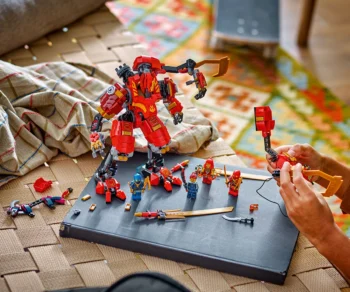 Детски комплект за игра конструктор LEGO® NINJAGO® 71812 – Нинджа робот катерач на Кай