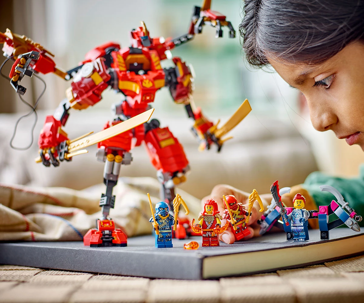 Детски комплект за игра конструктор LEGO® NINJAGO® 71812 - Нинджа робот катерач на Кай thumb 8 Конструктор ЛЕГО NINJAGO 71812 thumb 8