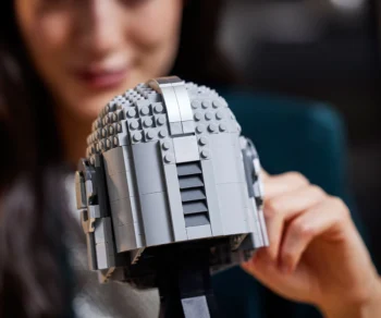 Детски комплект за игра LEGO® Star Wars™ 75328 – Шлемът на The Mandalorian™