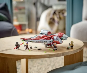 Детски комплект за игра LEGO® Star Wars™ 75362 – Джедайската совалка T-6 на Асока Тано