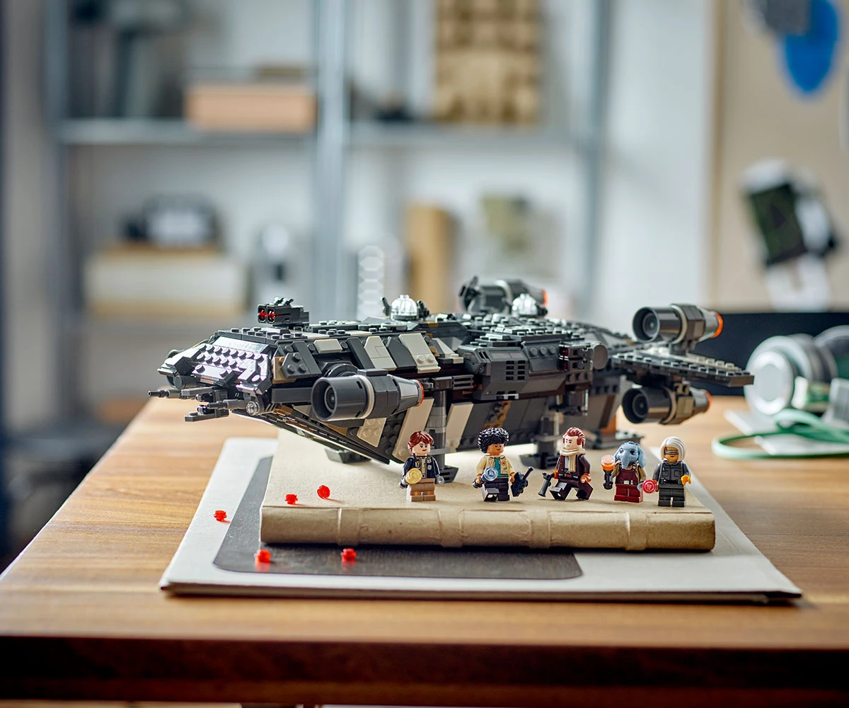 Детски комплект за игра LEGO® Star Wars™ 75374 - The Onyx Cinder thumb 7 Конструктор ЛЕГО Star Wars 75374 thumb 7