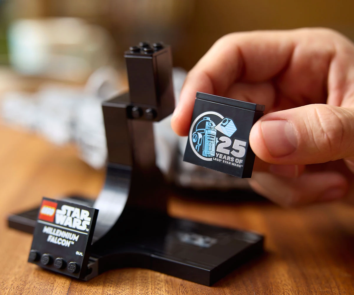 Детски комплект за игра конструктор LEGO® Star Wars™ 75375 - Хилядолетният сокол thumb 10 Конструктор ЛЕГО Star Wars 75375 thumb 10