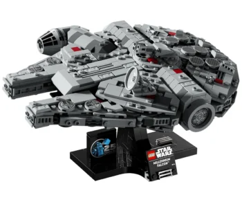 Детски комплект за игра конструктор LEGO® Star Wars™ 75375 – Хилядолетният сокол