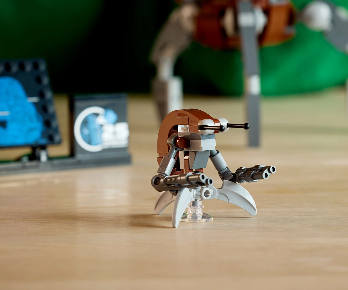 Детски комплект за игра LEGO® Star Wars™ 75381 - Дроидека thumb 12 Конструктор ЛЕГО Star Wars 75381 thumb 12