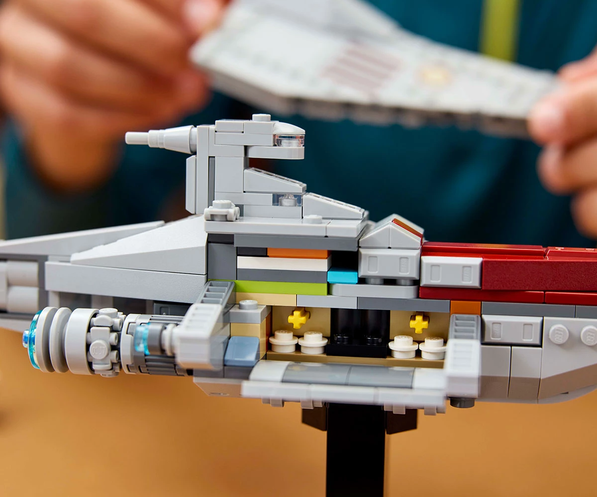 Детски комплект за игра LEGO® Star Wars™ 75404 - Десантен кораб клас Acclamator™ thumb 9 Конструктор ЛЕГО Star Wars 75404 thumb 9