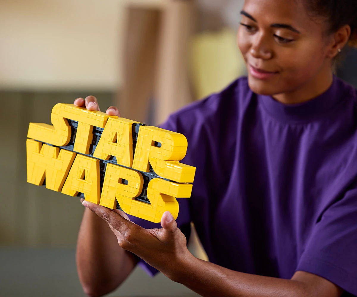 Детски комплект за игра LEGO® Star Wars™ 75407 - Лого на Star Wars™ от тухлички thumb 10 LEGO® Star Wars™ 75407 - Brick-Built Star Wars™ Logo thumb 10