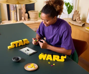 Детски комплект за игра LEGO® Star Wars™ 75407 – Лого на Star Wars™ от тухлички