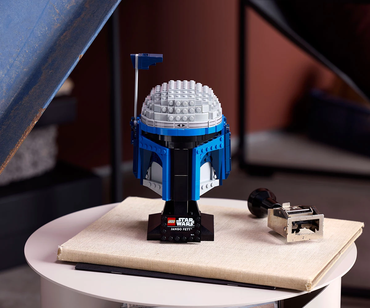 Детски комплект за игра LEGO® Star Wars™ 75408 - Шлем на Джанго Фет thumb 11 LEGO® Star Wars™ 75408 - Jango Fett™ Helmet thumb 11