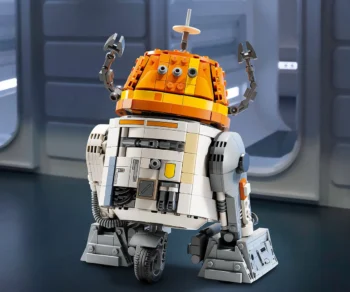 Детски комплект за игра LEGO® Star Wars™ 75416 – Дроид астромеханик Чопър (C1-10P)