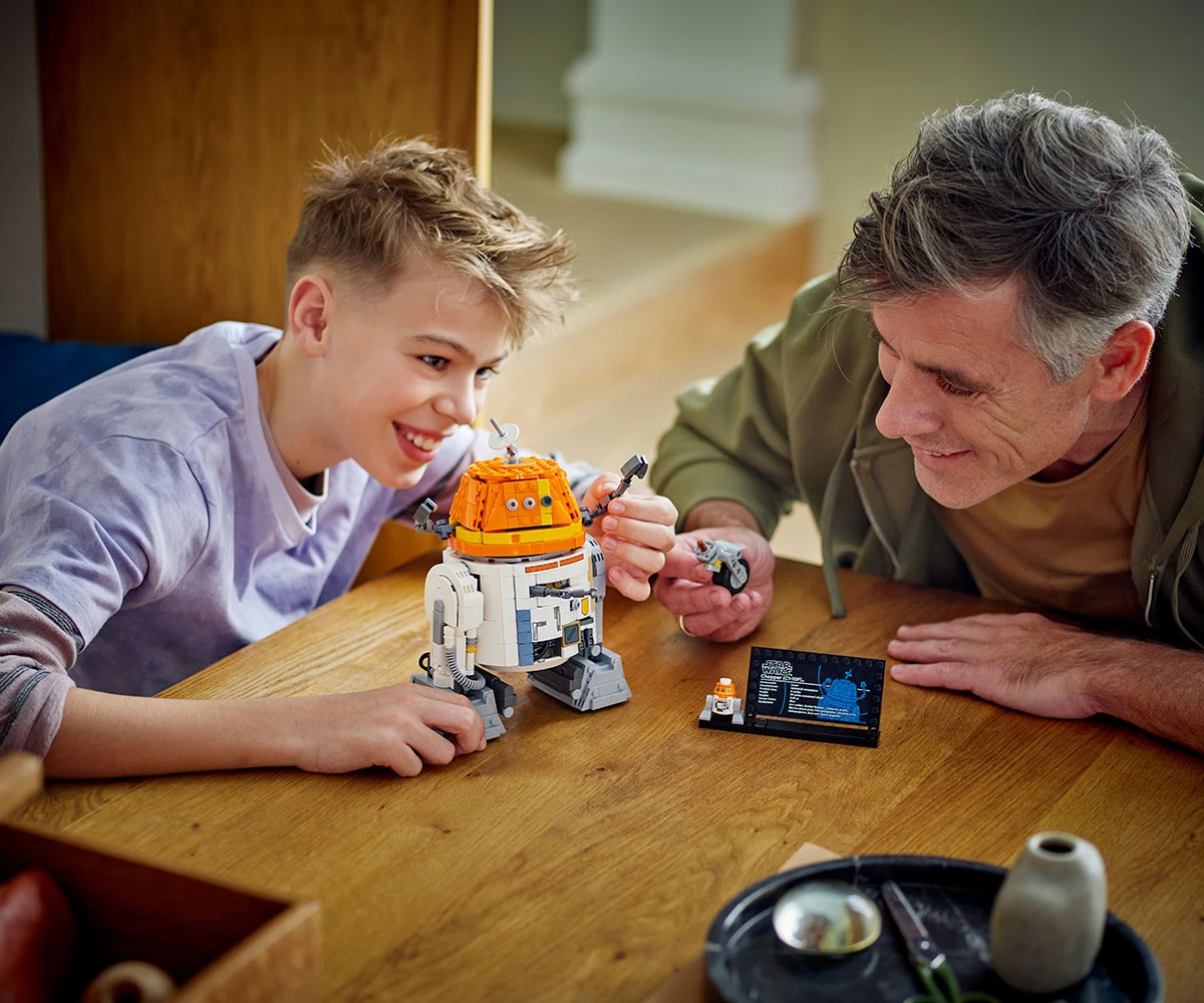Детски комплект за игра LEGO® Star Wars™ 75416 - Дроид астромеханик Чопър (C1-10P) thumb 6 LEGO® Star Wars™ 75416 - Chopper (C1-10P)™ Astromech Droid thumb 6