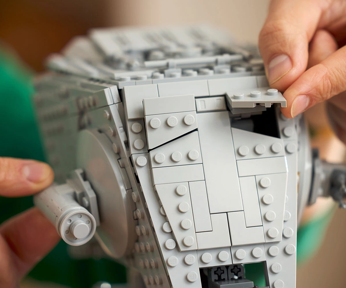 Детски комплект за игра LEGO® Star Wars™ 75417 - Ходеща машина AT-ST™ thumb 9 LEGO® Star Wars™ 75417 - AT-ST™ Walker thumb 9