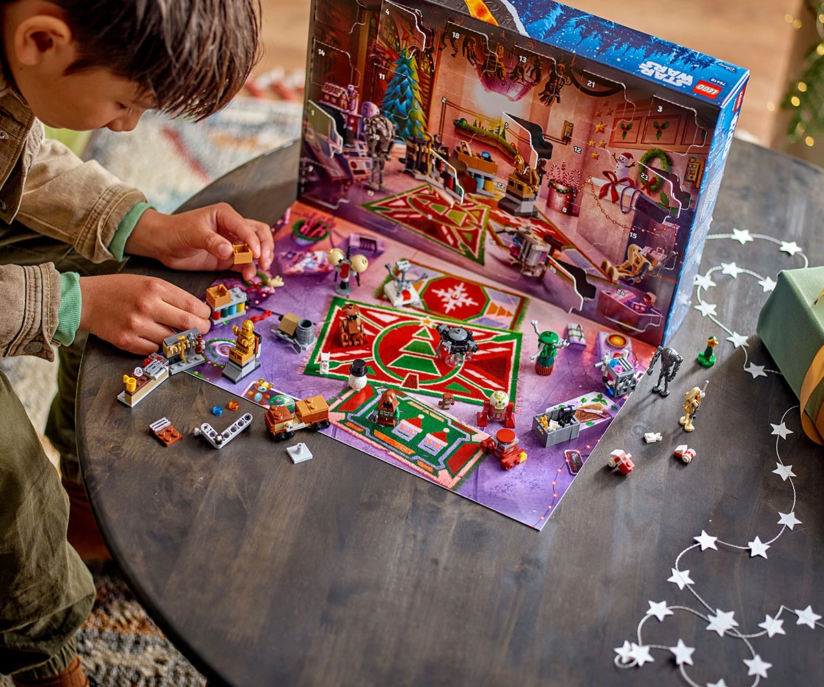 Детски комплект за игра LEGO® Star Wars™ 75418 - Коледен календар 2025 г. thumb 4 LEGO® Star Wars™ 75418 - Advent Calendar 2025 thumb 4