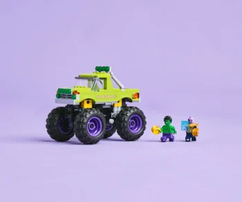 Детски комплект за игра LEGO® Marvel 76312 – Камионът на Хълк срещу Танос