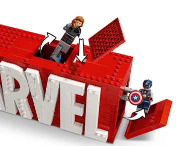 Детски комплект за игра LEGO® Marvel 76313 – Лого на MARVEL и минифигури