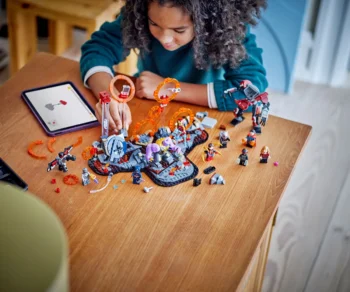 Детски комплект за игра LEGO® Marvel Super Heroes 76323 – Отмъстителите: Краят Последната битка