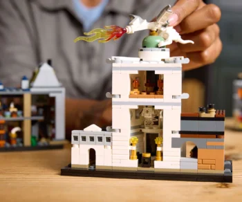 Детски комплект за игра LEGO® Harry Potter 76444 – Магьоснически магазини „Диагон-али“