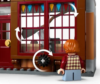 Детски комплект за игра LEGO® Harry Potter 76452 – „Всичко за куидича“ и салон за сладолед