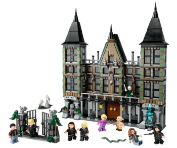 Детски комплект за игра LEGO® Harry Potter 76453 – Имението на Малфой