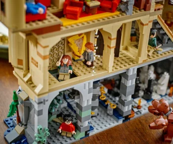Детски комплект за игра LEGO® Harry Potter 76454 – Замъкът Хогуортс: Главната кула
