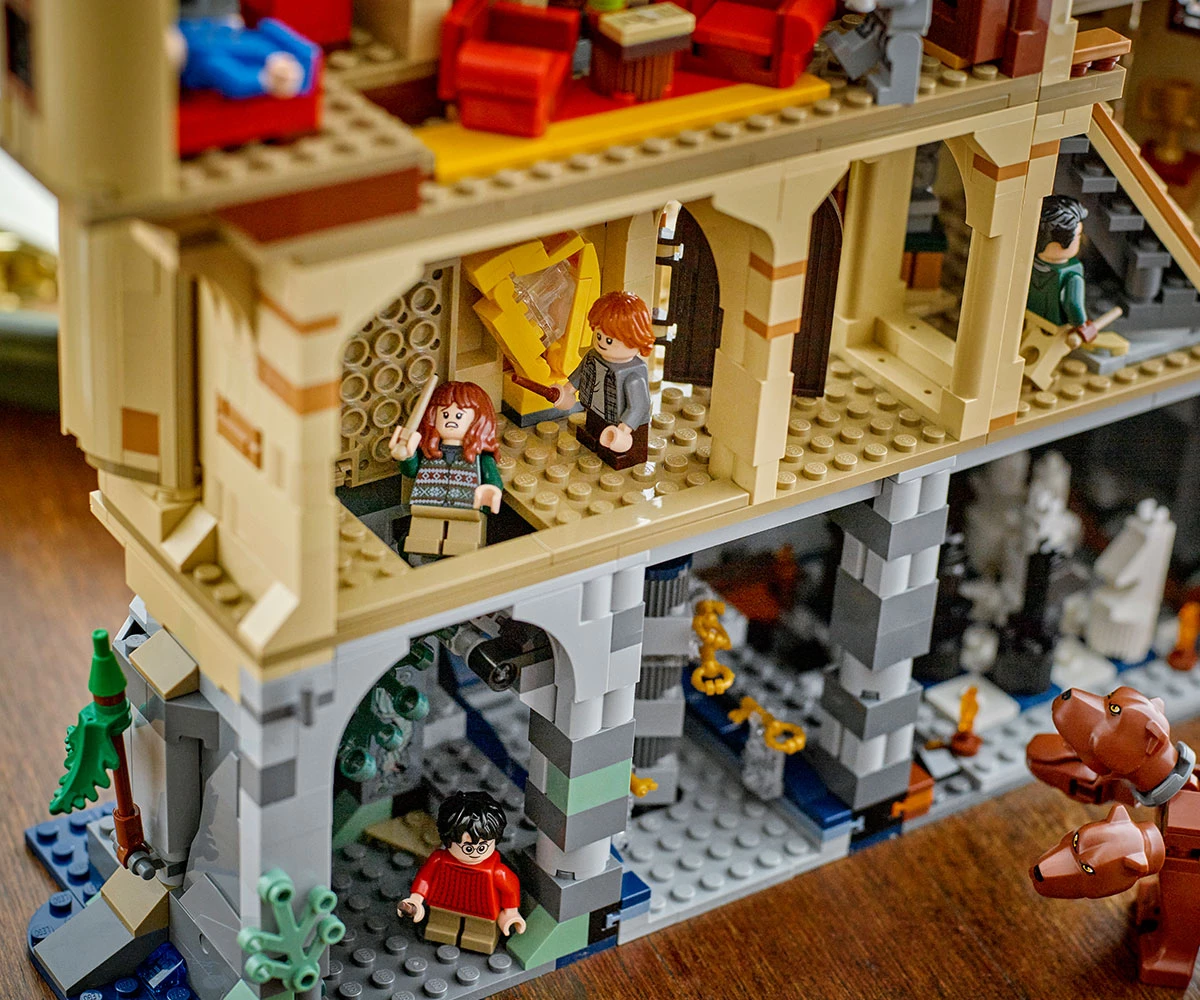 Детски комплект за игра LEGO® Harry Potter 76454 - Замъкът Хогуортс: Главната кула thumb 11 LEGO® Harry Potter 76454 - Hogwarts™ Castle: The Main Tower thumb 11