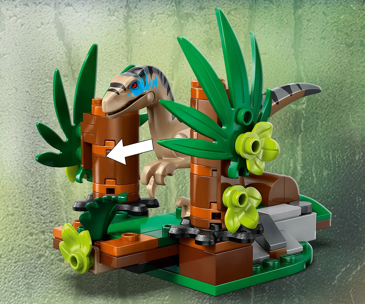 Детски комплект за игра LEGO® Jurassic World™ 76972 - Офроуд бягство на раптор thumb 10 LEGO® Jurassic World™ 76972 - Raptor Off-Road Escape thumb 10