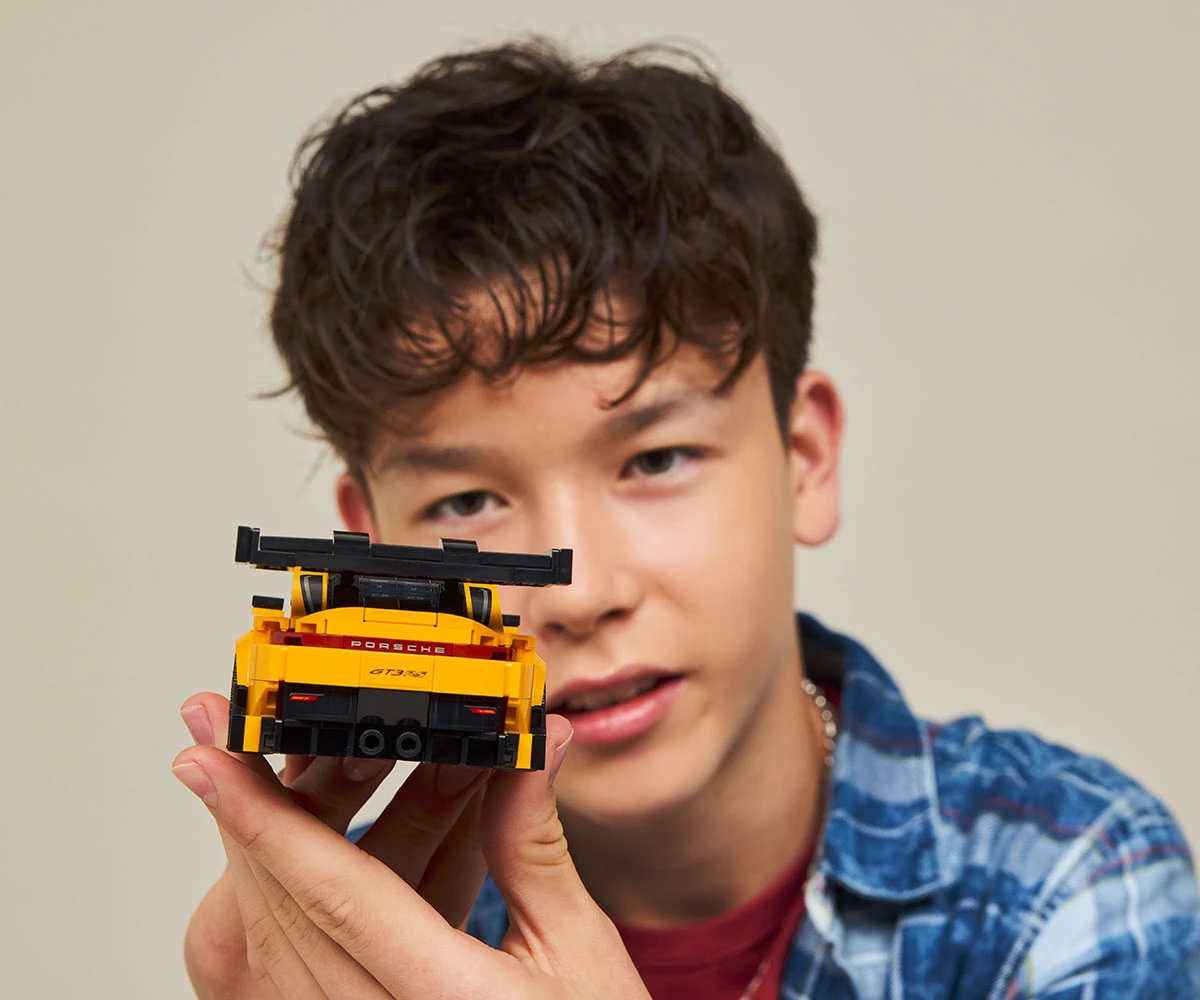 Детски комплект за игра LEGO® Speed Champions 77239 - Суперкола Porsche 911 GT3 RS thumb 6 LEGO® Speed Champions 77239 - Porsche 911 GT3 RS Super Car thumb 6