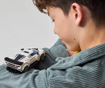 Детски комплект за игра LEGO® Speed Champions 77240 – Хиперспортна кола Bugatti Centodieci
