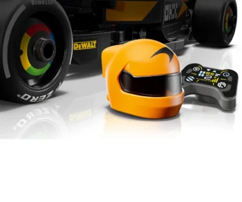 Детски комплект за игра LEGO® Speed Champions 77251 – Болид McLaren F1® Team MCL38