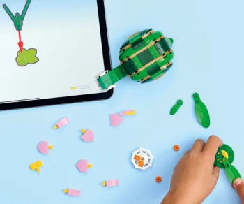 Детски комплект за игра LEGO® Creator 31377 – Костенурка с цвят на водна лилия