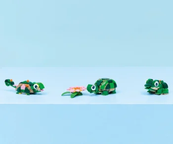 Детски комплект за игра LEGO® Creator 31377 – Костенурка с цвят на водна лилия