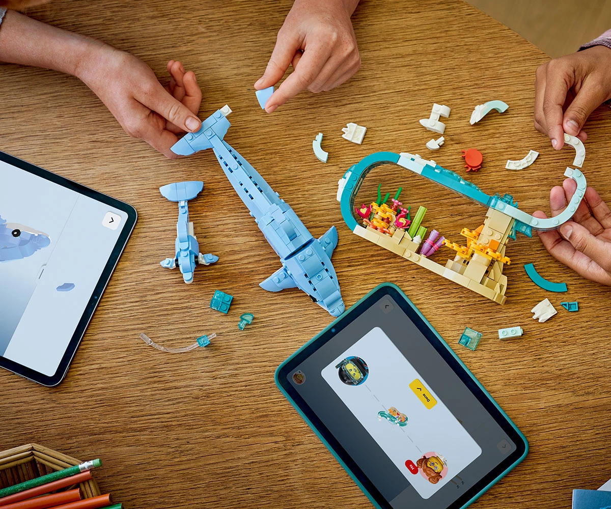 Детски комплект за игра LEGO® Creator 31385 - Морски животни: красиви делфини thumb 6 LEGO® Creator 31385 - Sea Animals: Beautiful Dolphins thumb 6