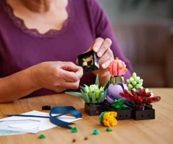 Детски комплект за игра LEGO® Icons 10309 – Сукуленти
