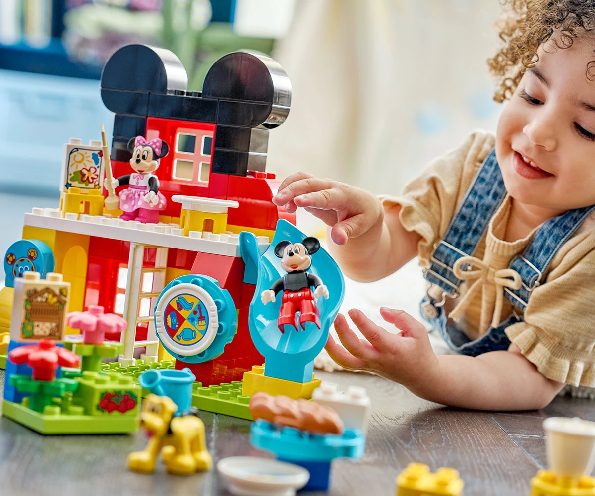 Детски комплект за игра LEGO® DUPLO® Disney™ 10465 - Клубът на Мики Маус с Мини и Плуто thumb 8 LEGO® DUPLO® Disney™ 10465 - Mickey Mouse Clubhouse with Minnie & Pluto thumb 8