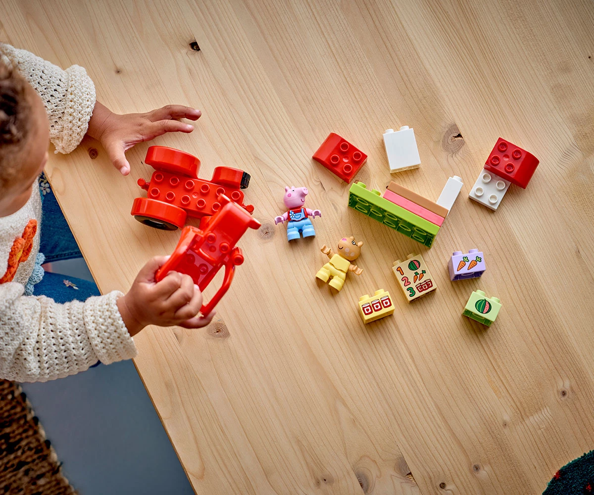 Детски комплект за игра LEGO® DUPLO® 10468 - Трактор и пазар thumb 7 LEGO® DUPLO® 10468 - Tractor and Market thumb 7