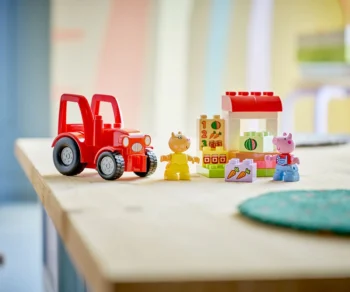 Детски комплект за игра LEGO® DUPLO® 10468 – Трактор и пазар