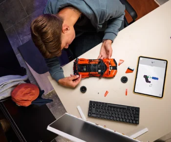 Детски комплект за игра LEGO® Technic 42222 – Спортна хиперкола BUGATTI Bugatti Chiron PUP Sport
