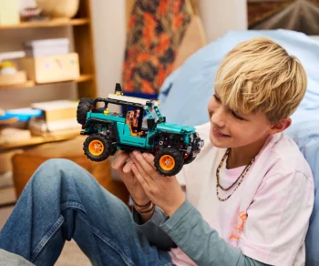 Детски комплект за игра LEGO® Technic 42227 – Джип Jeep® Wrangler Rubicon