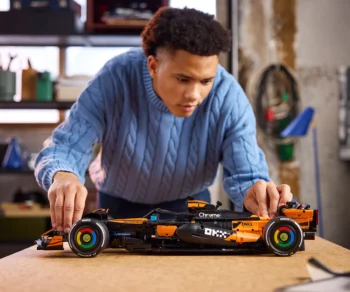 Детски комплект за игра LEGO® Technic 42228 – Кола McLaren MCL39 F1®
