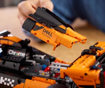 Детски комплект за игра LEGO® Technic 42228 – Кола McLaren MCL39 F1®