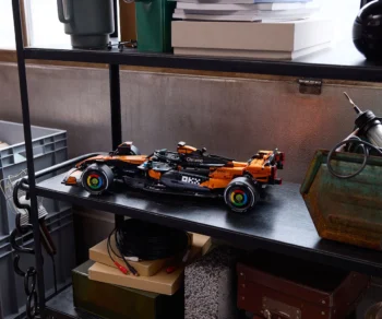 Детски комплект за игра LEGO® Technic 42228 – Кола McLaren MCL39 F1®