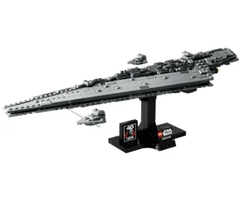 Детски комплект за игра LEGO® Star Wars 75356 – Супер унищожител Executor